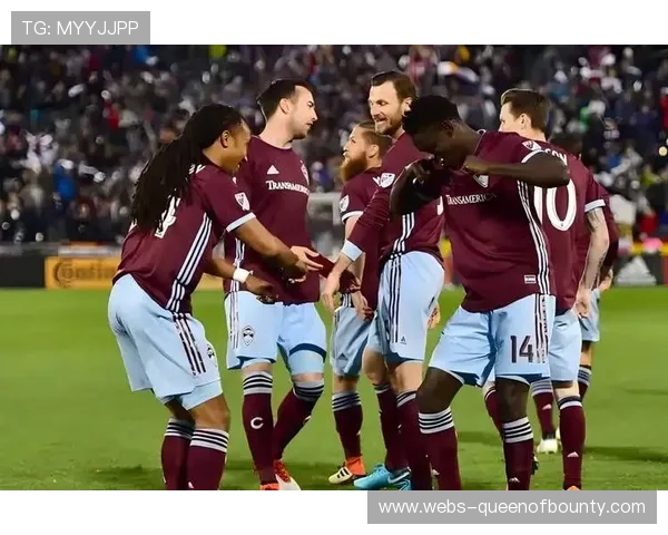 温哥华白浪对阵洛杉矶FC历史交锋中防线表现分析