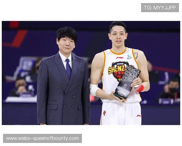 杨鸣谈俱乐部杯失利:防守强度不足需总结 杨鸣谈俱乐部杯失利:防守强度不足需总结