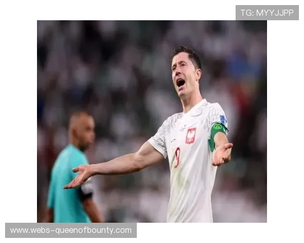 莱万完成欧洲五大联赛第500次出场，期间攻入389球