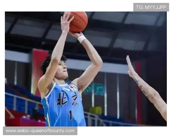 曾凡博伤愈复出首秀砍18分，北京队大胜广东