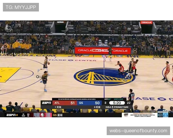 库里半场结束前命中超远压哨三分,勇士主场球迷高呼MVP。